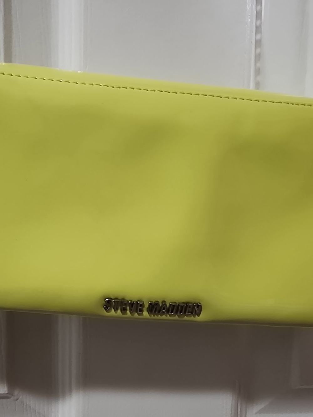 Steve Madden Yellow Chain-Strap Crossbody Bag - Picture 2 of 5